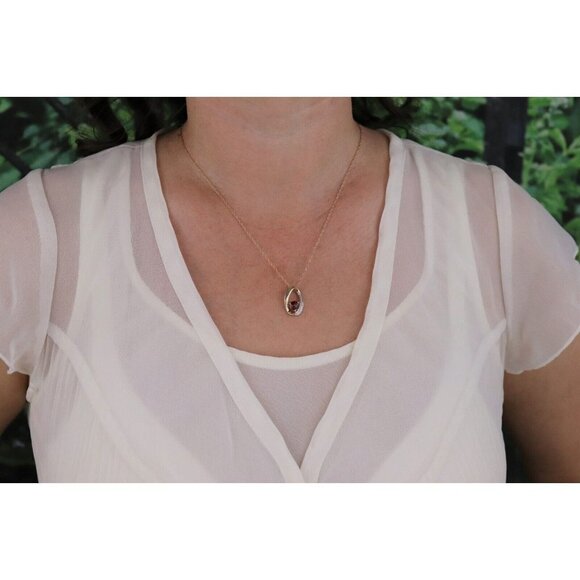 10K Yellow Gold Natural Garnet and Diamond Necklace with 20 inch chain - Picture 2 of 8